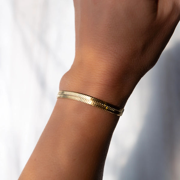 Wide Herringbone Gold Chain Bracelet