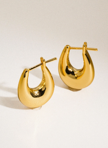 **FREE GIFT with $75 Purchase** Quinn Droplet Earrings- Gold