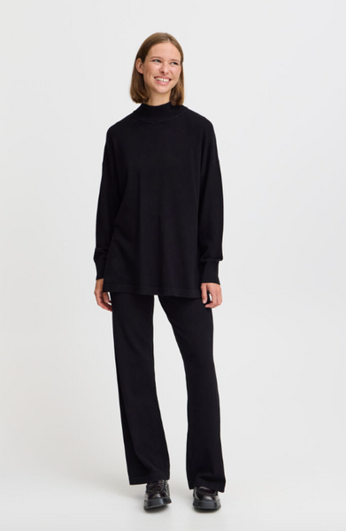 Bronwyn Turtleneck -- Black