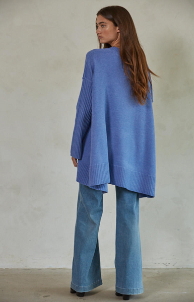 Rei Sweater -- Blue