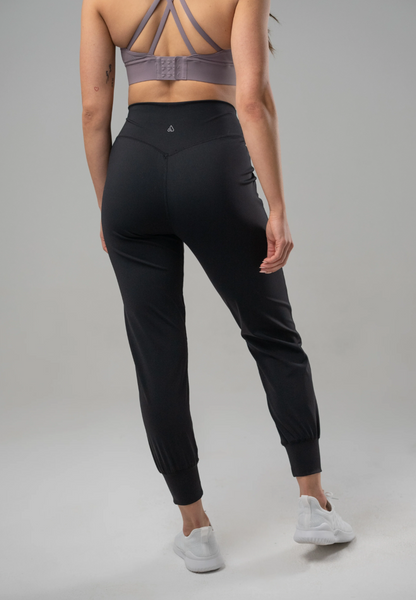 Resilient Gravity Joggers -- Black