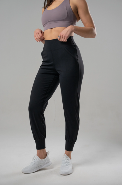 Resilient Gravity Joggers -- Black