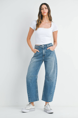 Barrel Jeans -- Medium Wash