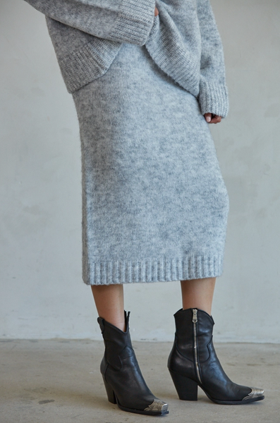 Robyn Skirt -- Heather Gray