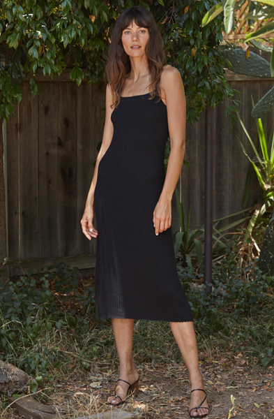 Off The Grid Dress -- Black