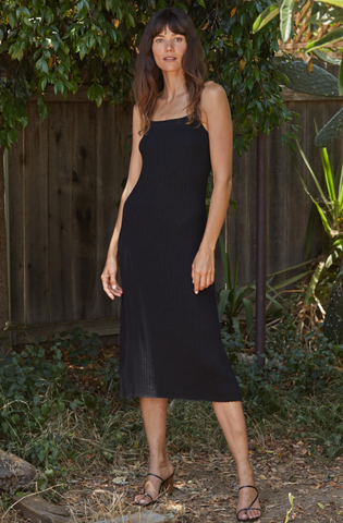 Off The Grid Dress -- Black