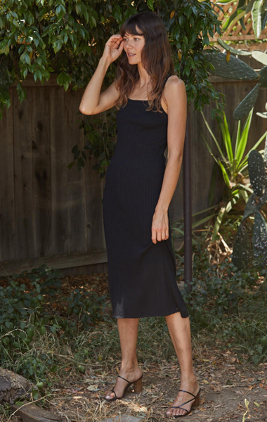 Off The Grid Dress -- Black