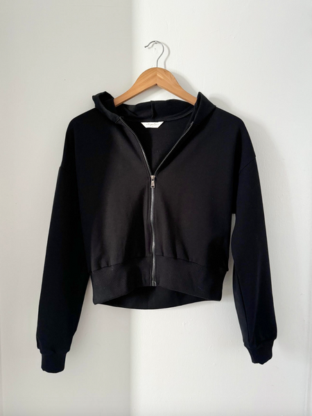 Micaela Sweatshirt -- Black